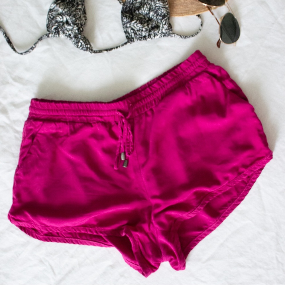 SPLENDID Pool/Beach Shorts, with Pockets!
